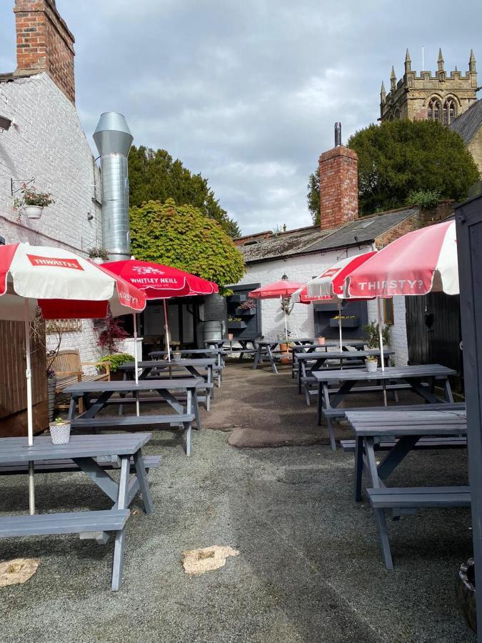 Red Lion Coaching Inn Ellesmere Ngoại thất bức ảnh