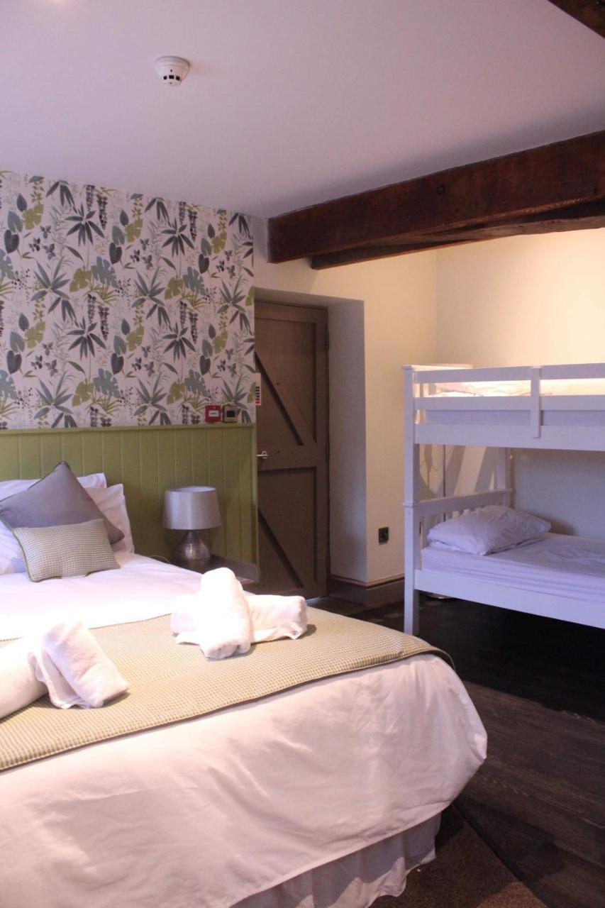 Red Lion Coaching Inn Ellesmere Ngoại thất bức ảnh