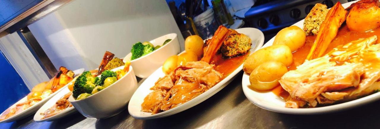 Red Lion Coaching Inn Ellesmere Ngoại thất bức ảnh